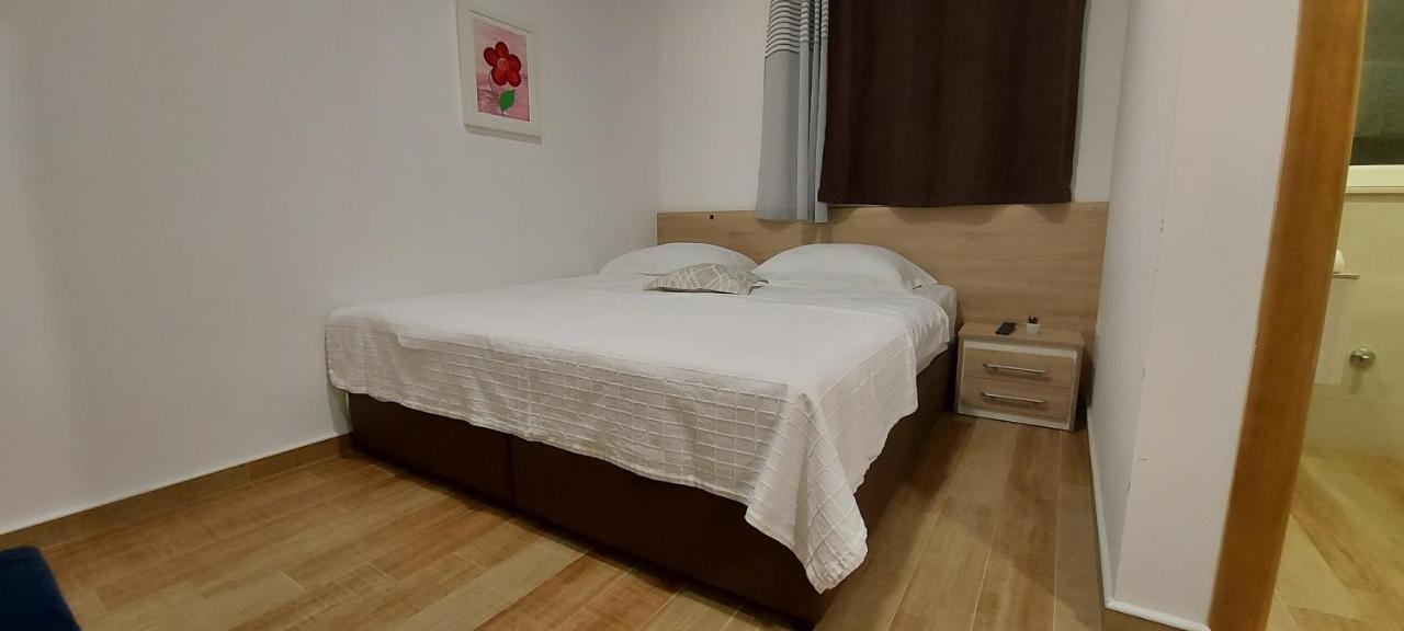 Apartmani Barka Неум Экстерьер фото