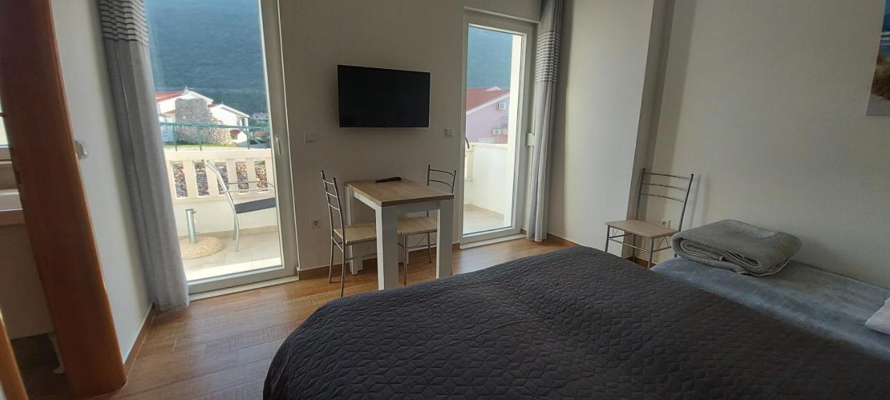 Apartmani Barka Неум Экстерьер фото