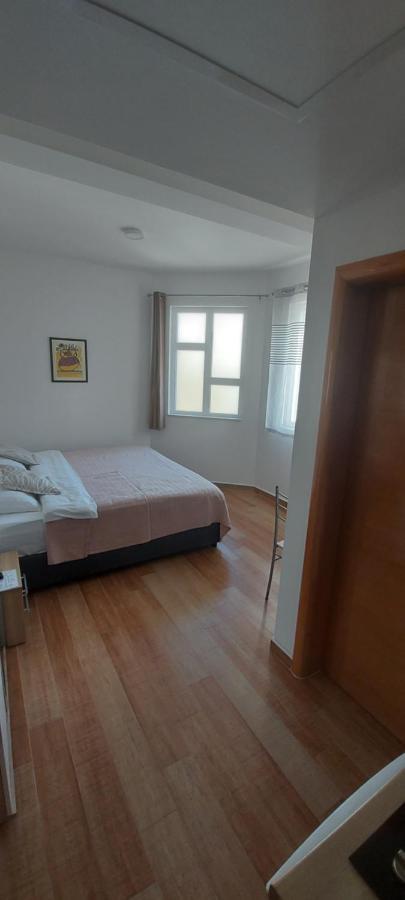 Apartmani Barka Неум Экстерьер фото